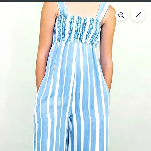 NWT Tractr Smocked Wide Leg Jumpsuit Lyocell Striped Blue/White- Size 14/32 - Picture 1 of 6
